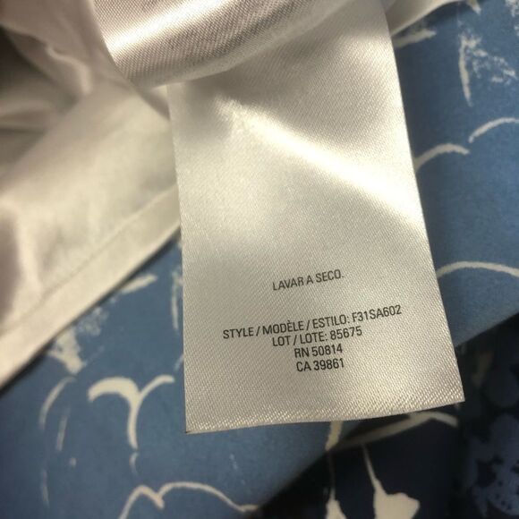 T Tahari Floral Sheath Dress size 10 Blue White - Picture 6 of 7